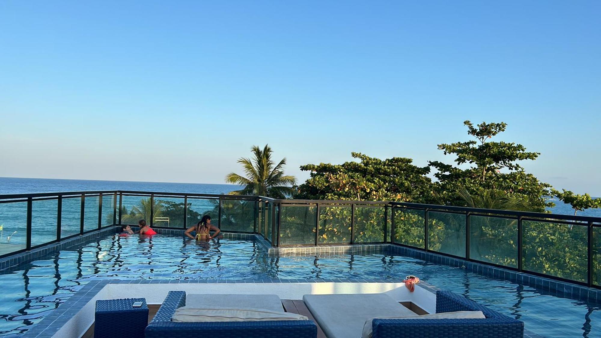 Trevily Porto Flats A 100M Da Praia Порту-де-Галиньяш Экстерьер фото
